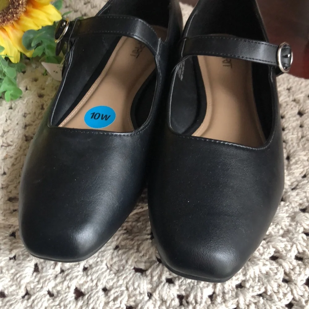 Esprit Black Mary Jane Flats with Strap SIZE 10W